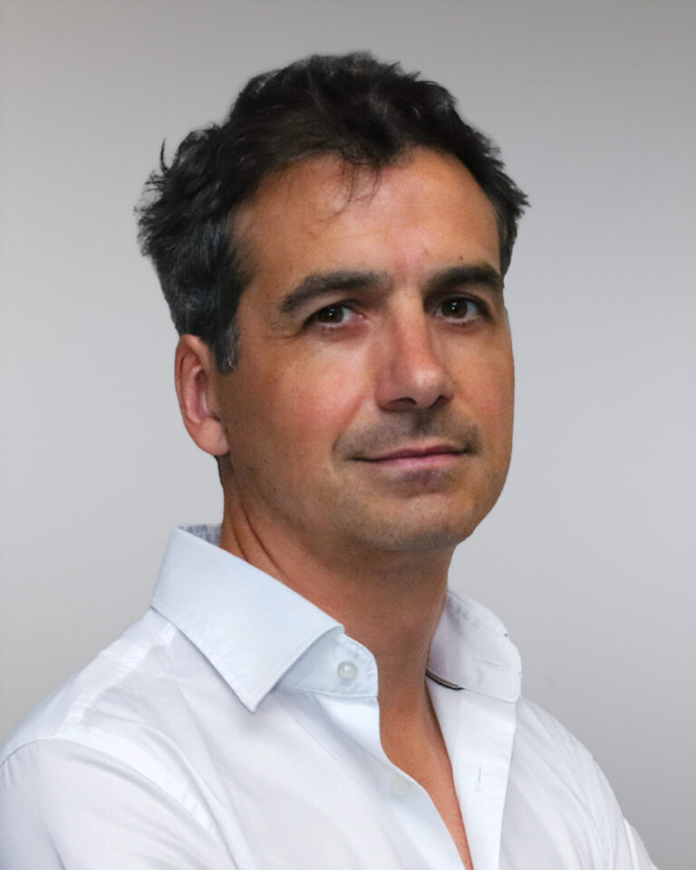Headshot of David Romeo