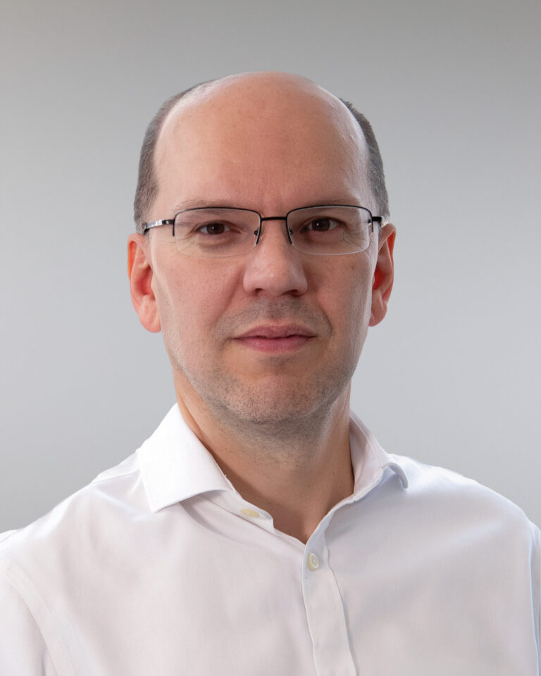 Headshot of Viliam Dzupin